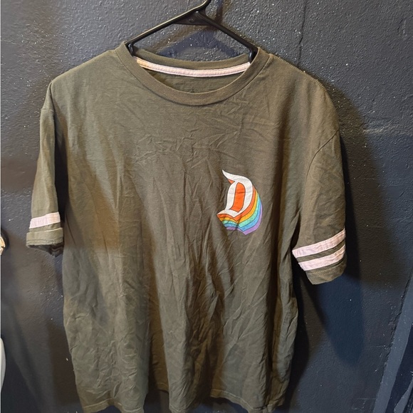 Disney Resort Olive Green T-Shirt with Rainbow Logo - Picture 1 of 5